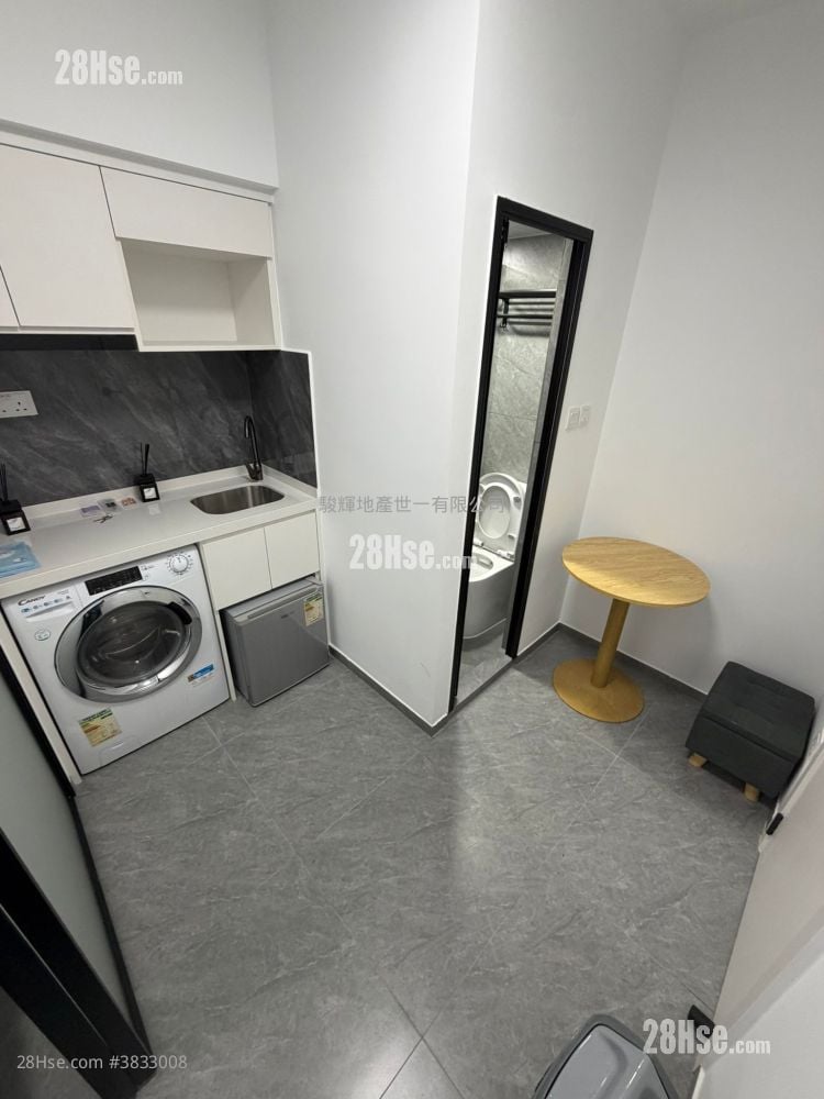 Sincere House Rental 1 Bedroom , 1 Bathroom 160 ft²