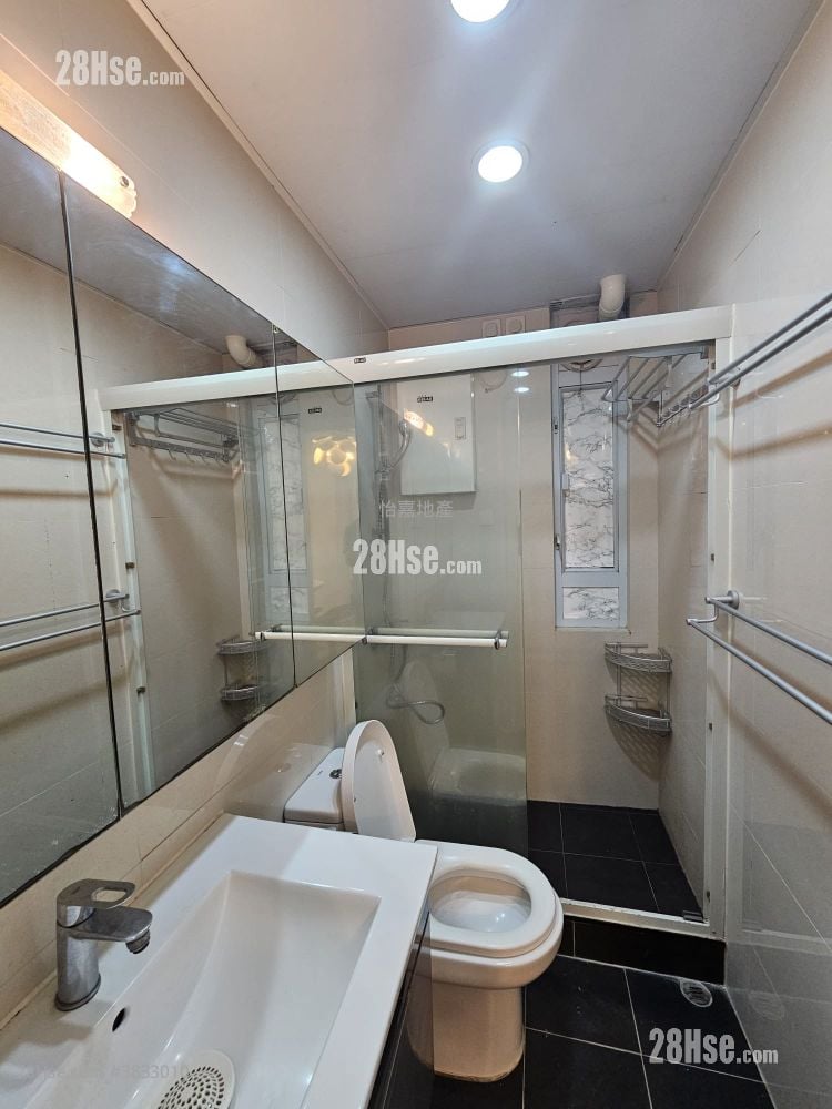 Seaview Building Rental 1 Bedroom , 1 Bathroom 278 ft²
