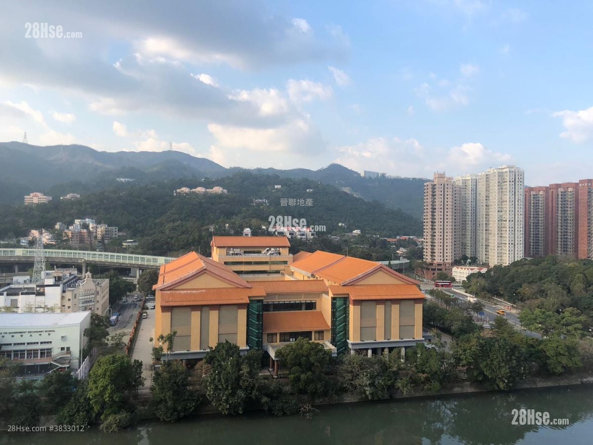 溱岸8号 售盘 3 房 , 2 浴室 1,018 平方尺