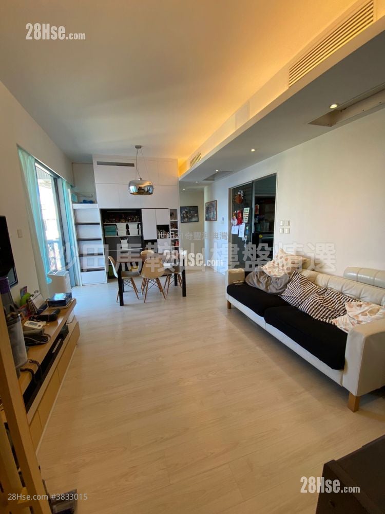 La Costa Sell 3 Bedrooms , 2 Bathrooms 813 ft²