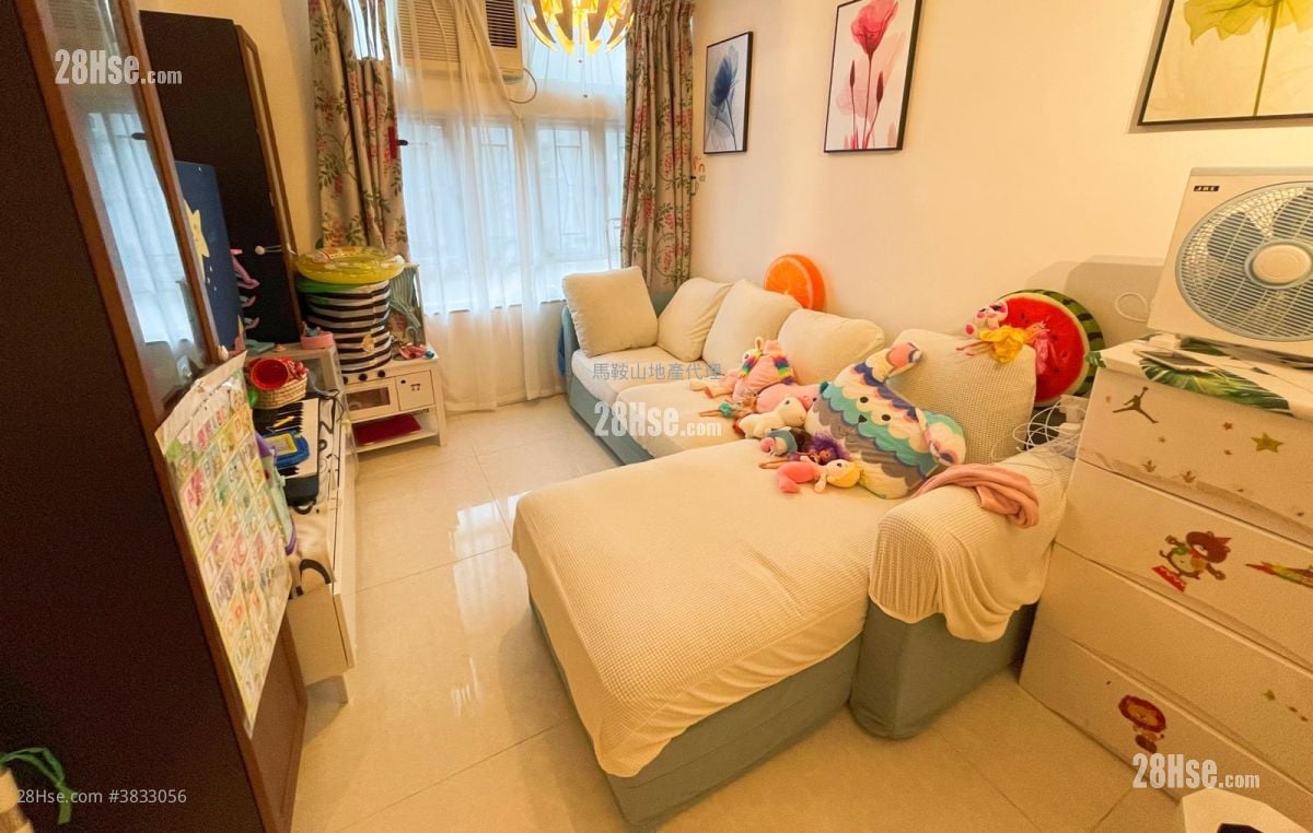 锦英苑 售盘 3 房 , 1 浴室 554 平方尺