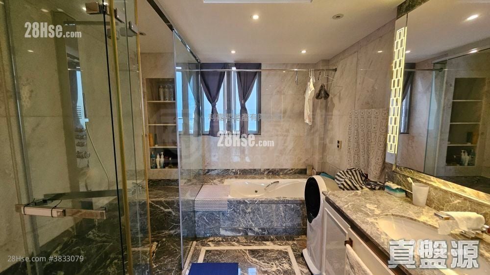 Mayfair By The Sea Sell 4 Bedrooms , 3 Bathrooms 1,770 ft²