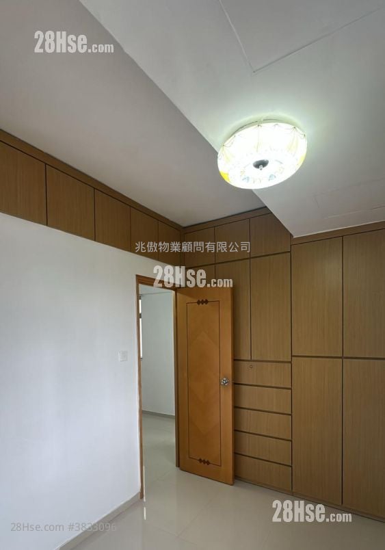 Cherry Mansion Sell 2 Bedrooms , 1 Bathroom 352 ft²