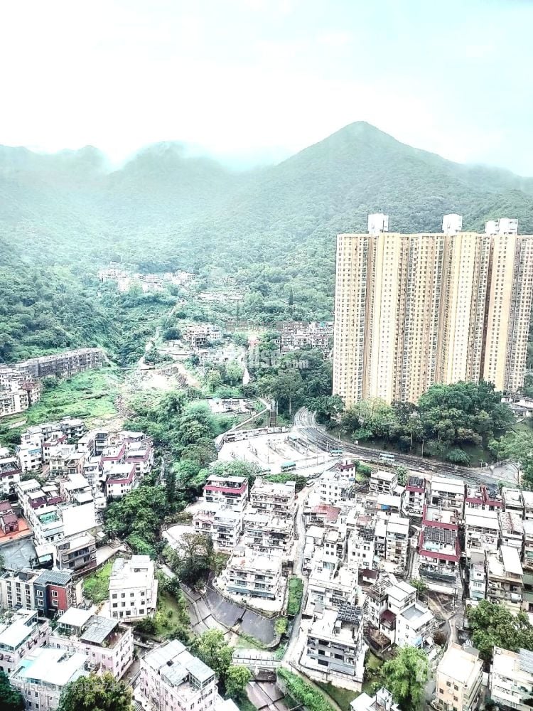 Castello Sell 2 Bedrooms , 1 Bathroom 580 ft²