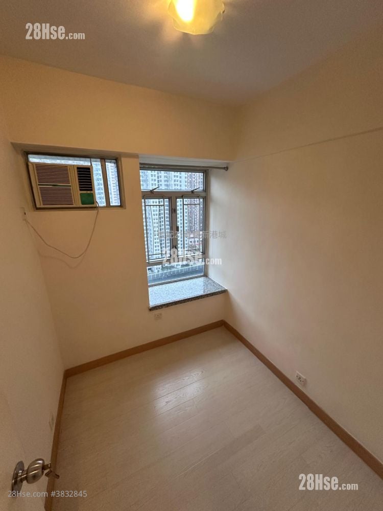 Ma On Shan Centre Sell 3 Bedrooms , 1 Bathroom 522 ft²