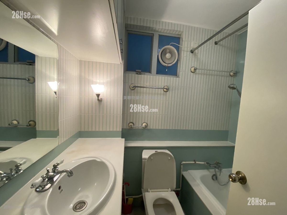 Taikoo Shing Sell 3 Bedrooms , 2 Bathrooms 897 ft²