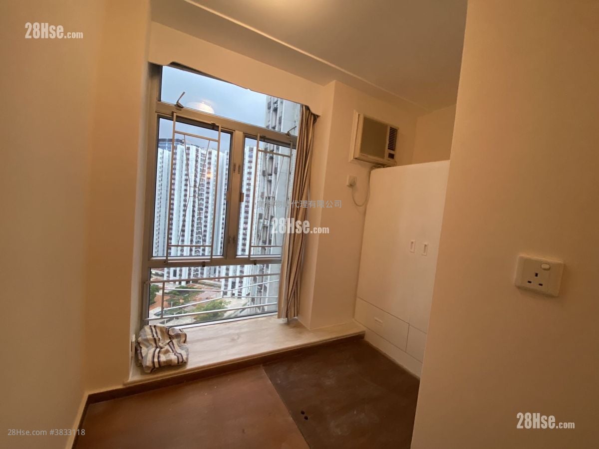 Taikoo Shing Sell 3 Bedrooms , 2 Bathrooms 897 ft²