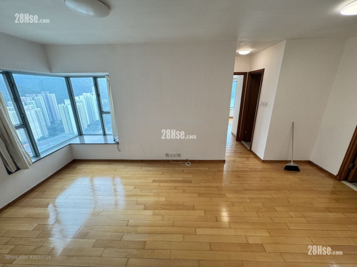 Seaview Crescent Rental 2 Bedrooms , 1 Bathroom 516 ft²