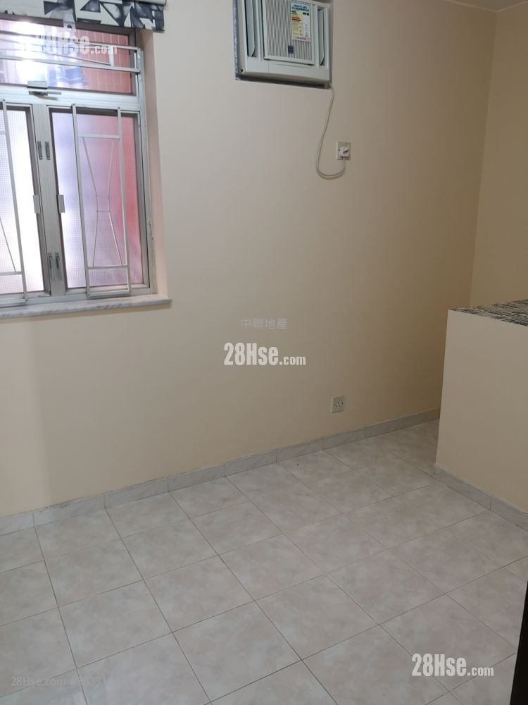 Village Rental 1 Bedroom , 1 Bathroom 300 ft²