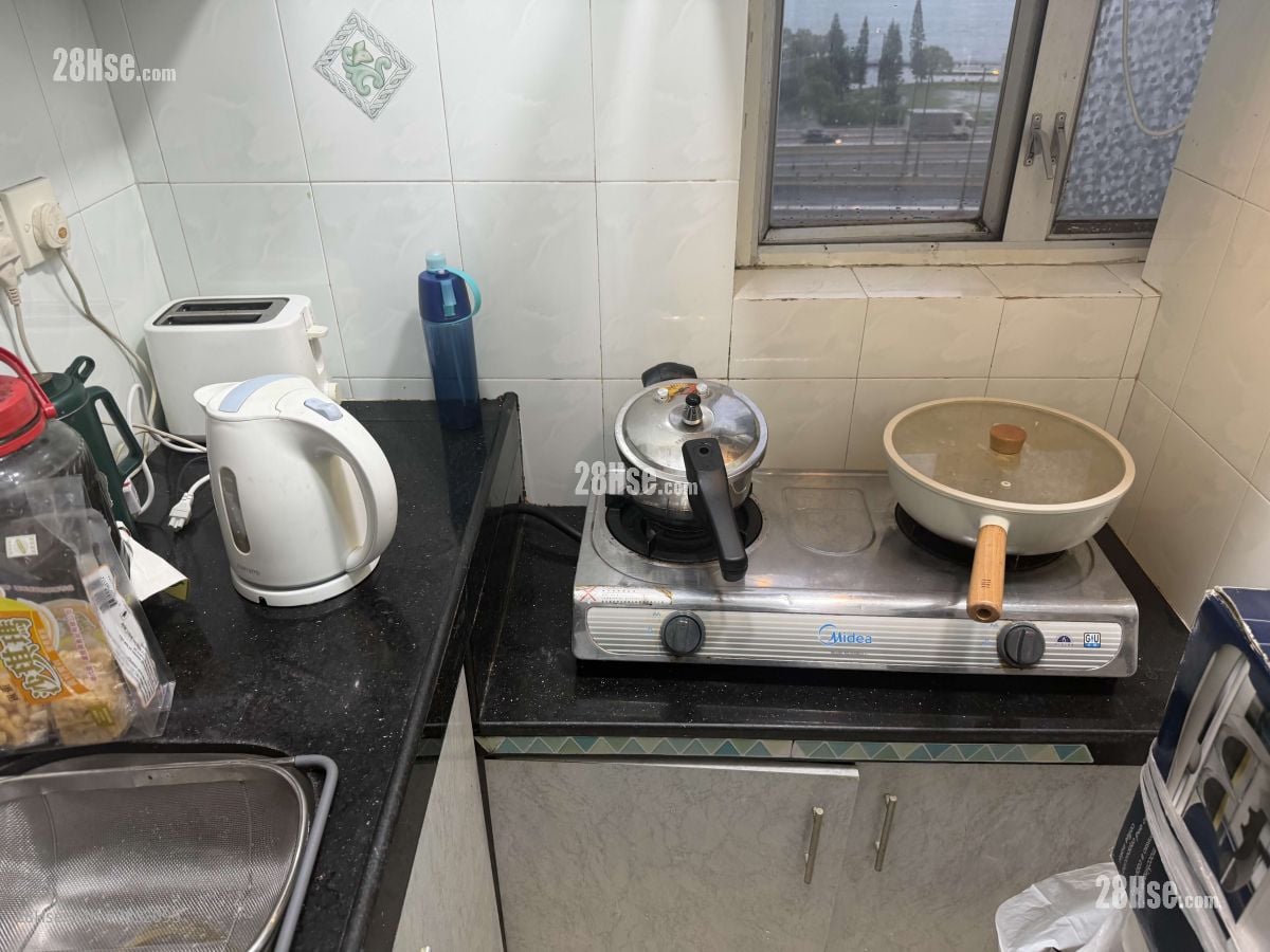 Wilmer Building Rental 2 Bedrooms , 1 Bathroom 390 ft²