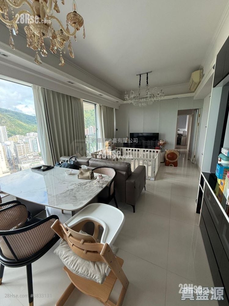 The Palazzo Sell 2 Bedrooms , 2 Bathrooms 920 ft²