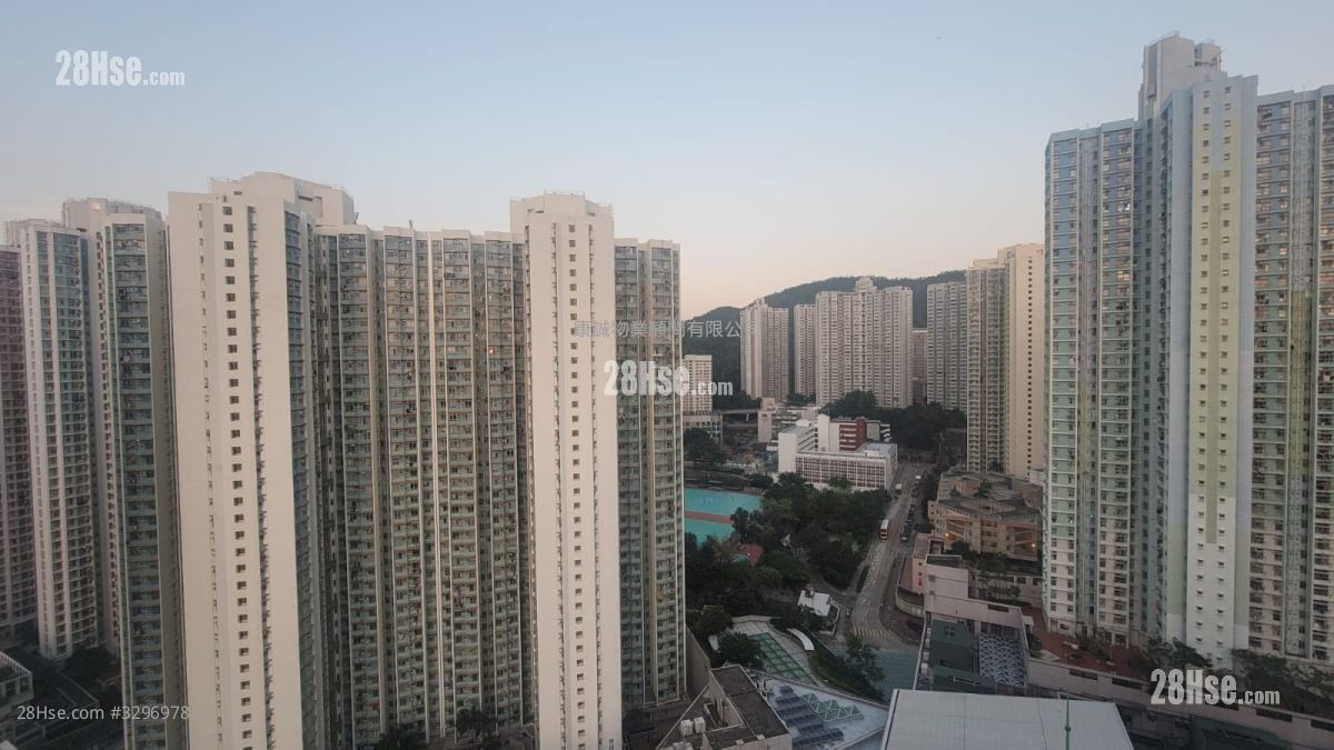 Kai Tin Tower Sell 2 Bedrooms , 1 Bathroom 469 ft²