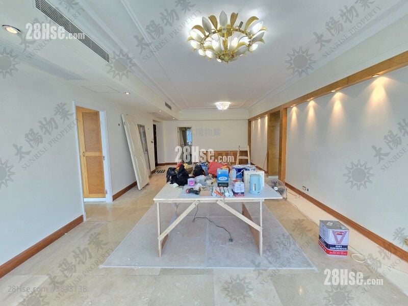 Harbourfront Landmark Sell 4 Bedrooms 1,963 ft²