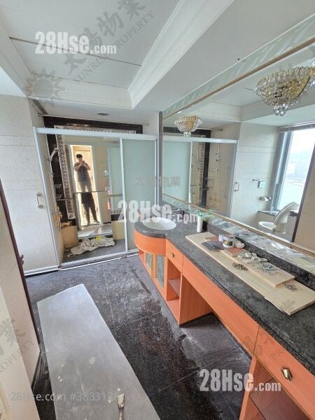 Harbourfront Landmark Sell 4 Bedrooms 1,963 ft²