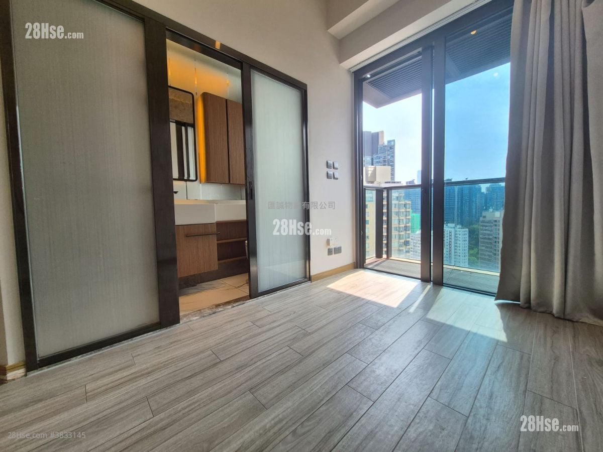 The Vantage Rental Studio , 1 Bathroom 196 ft²