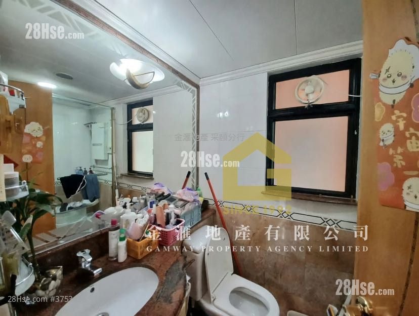 Scenic View Sell 3 Bedrooms , 2 Bathrooms 660 ft²