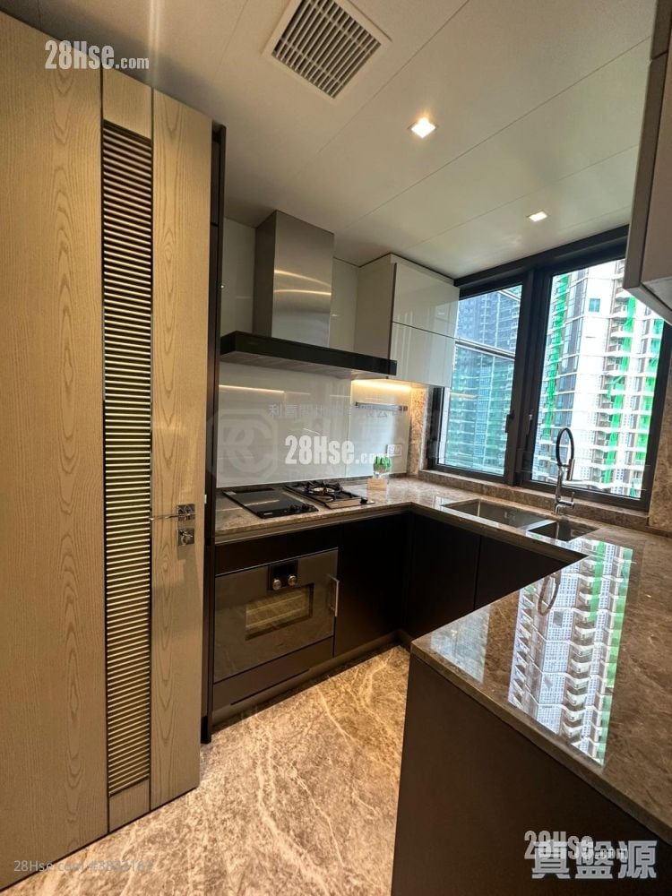 The Southside Sell 3 Bedrooms 746 ft²