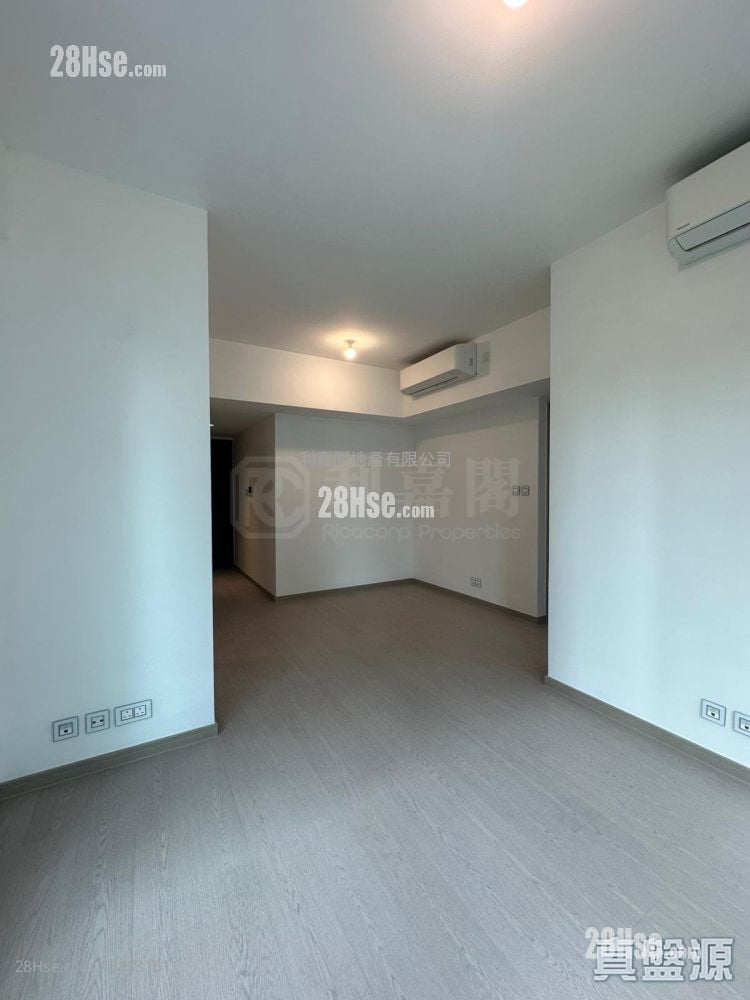 The Southside Sell 3 Bedrooms 746 ft²