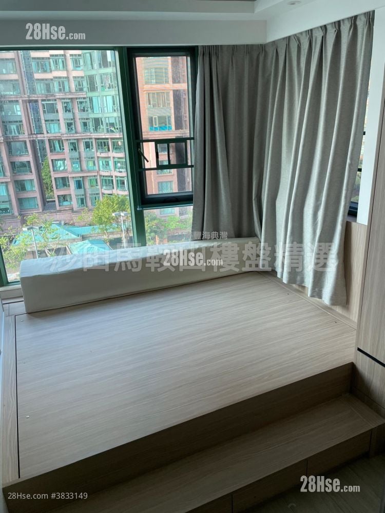Vista Paradiso Sell 3 Bedrooms , 2 Bathrooms 788 ft²
