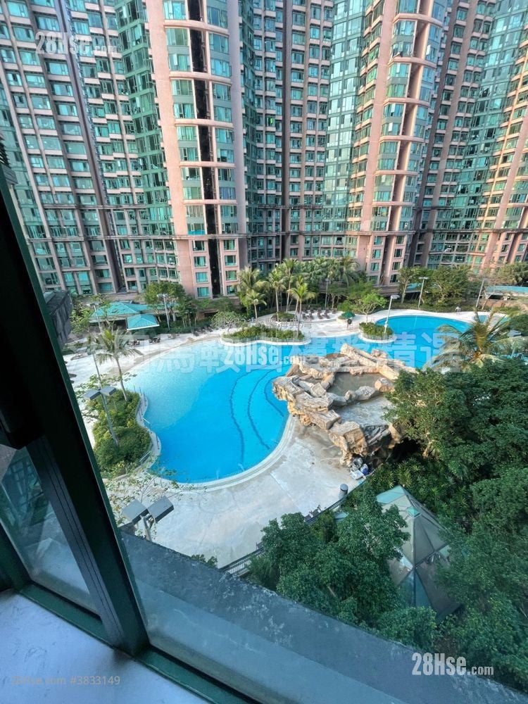 Vista Paradiso Sell 3 Bedrooms , 2 Bathrooms 788 ft²