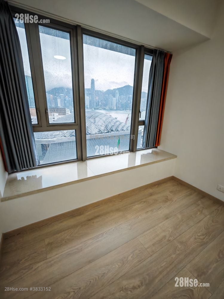 Grand Austin Sell 4 Bedrooms , 2 Bathrooms 1,196 ft²