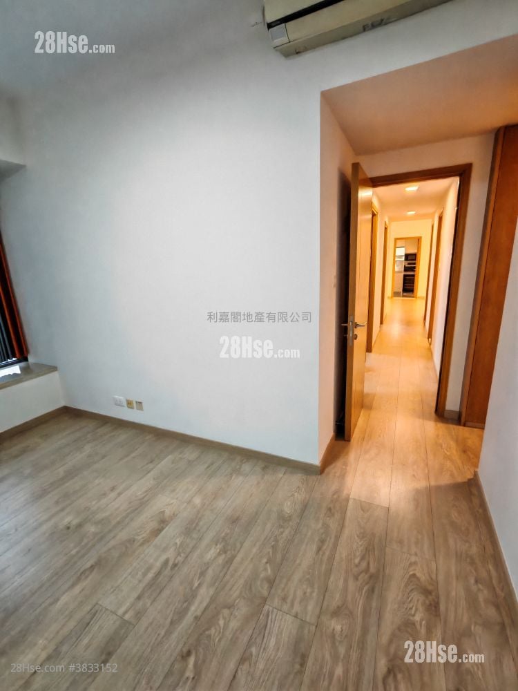 Grand Austin Sell 4 Bedrooms , 2 Bathrooms 1,196 ft²