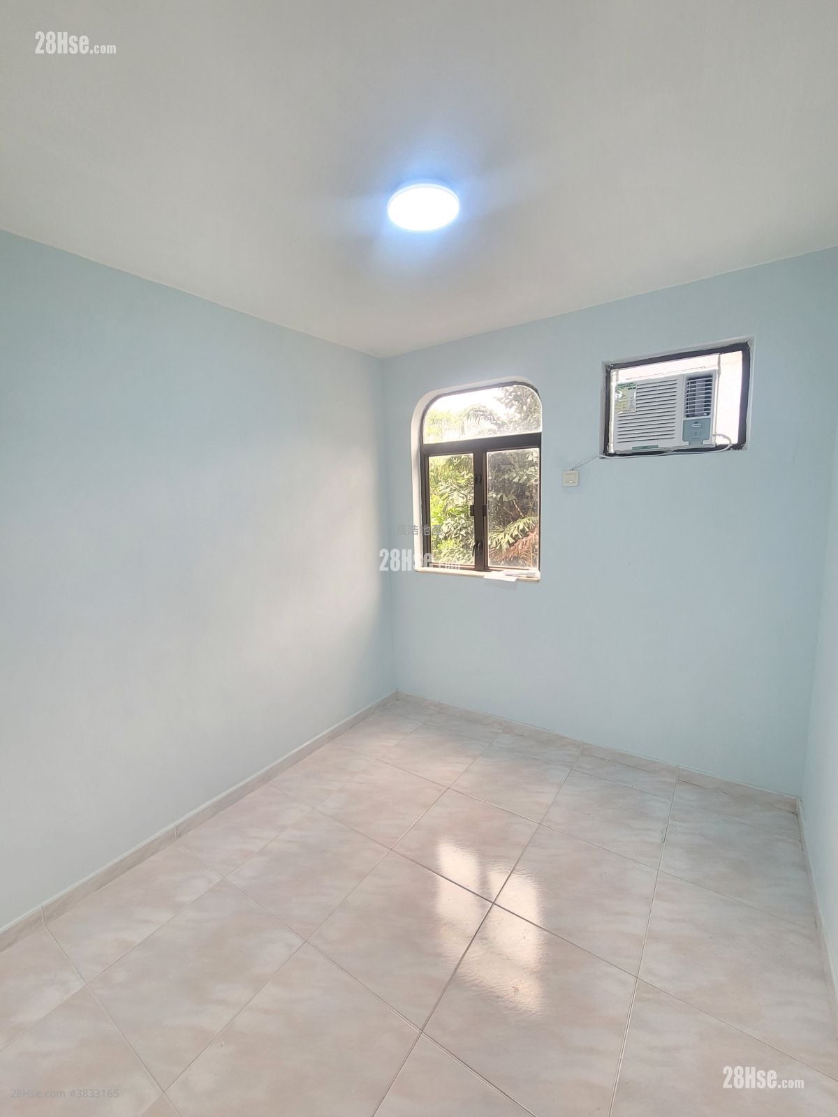 Village Rental 3 Bedrooms , 1 Bathroom 780 ft²