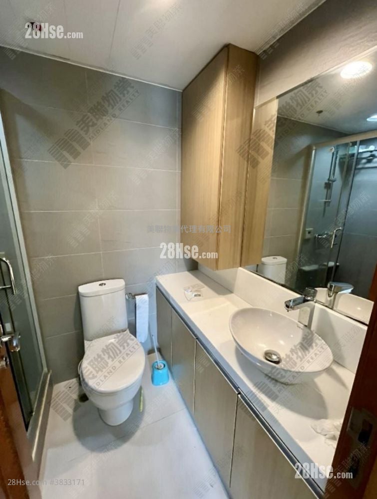 Park Central Sell 3 Bedrooms , 2 Bathrooms 684 ft²