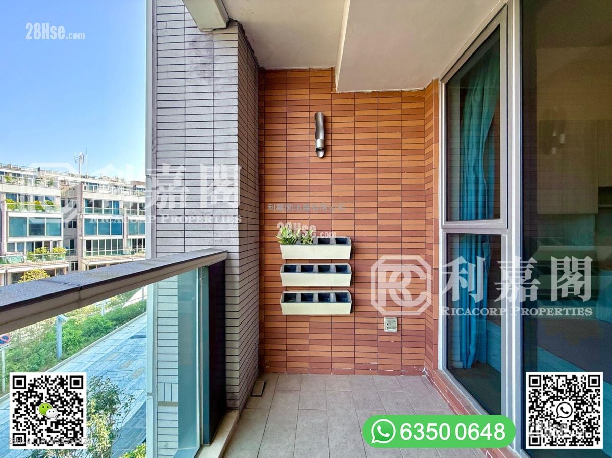 Mount Pavilia Rental 3 Bedrooms , 2 Bathrooms 903 ft²