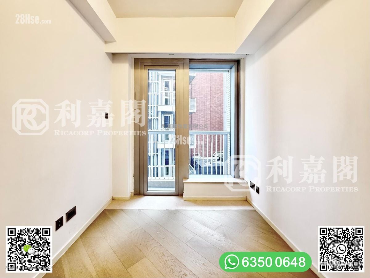 Mount Pavilia Rental 3 Bedrooms , 2 Bathrooms 903 ft²