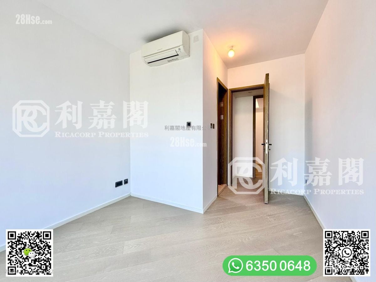 Mount Pavilia Rental 3 Bedrooms , 2 Bathrooms 903 ft²