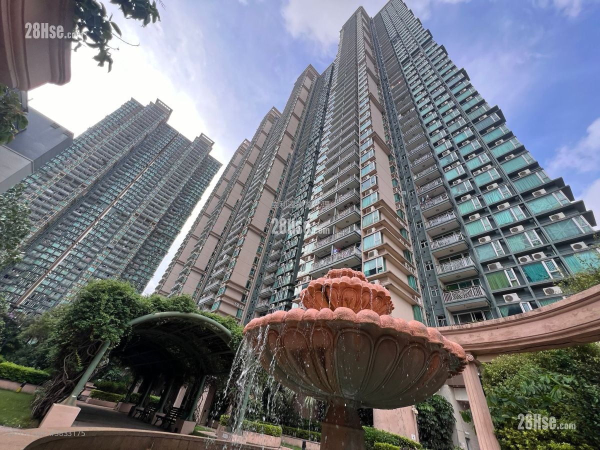 Sky Tower Sell 2 Bedrooms , 1 Bathroom 521 ft²