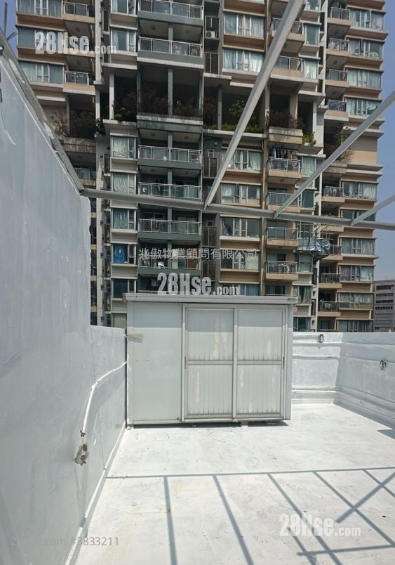 Lever Building Sell 2 Bedrooms , 1 Bathroom 270 ft²