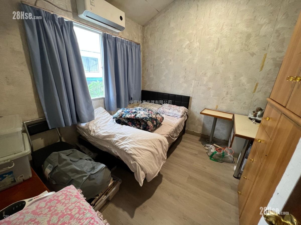 Fairview Park Sell 3 Bedrooms 950 ft²