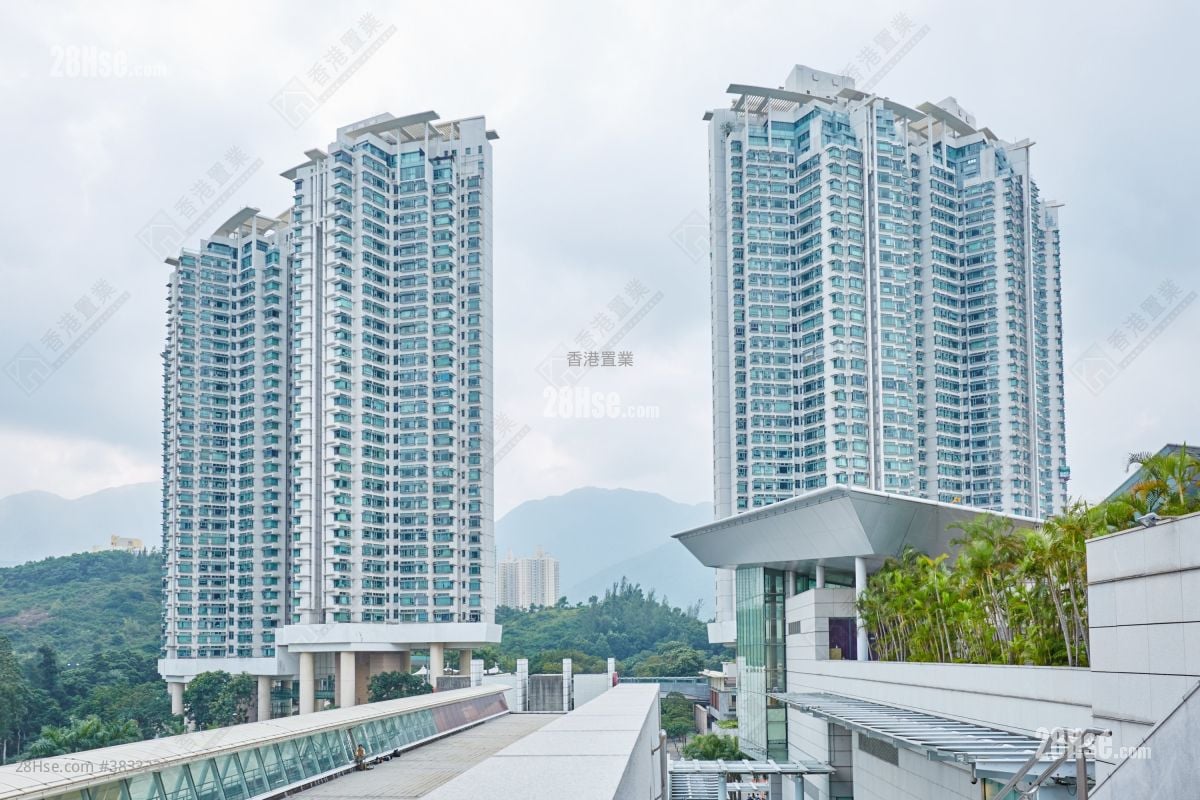 Tung Chung Crescent Sell 2 Bedrooms , 1 Bathroom 592 ft²