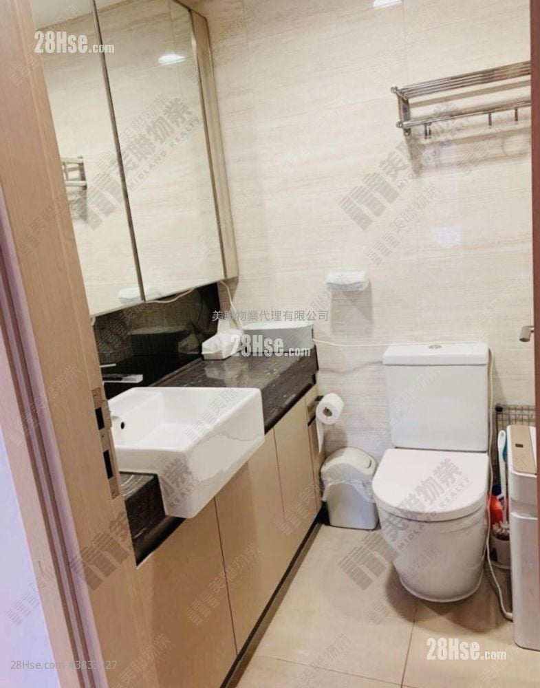 Parc City Sell 2 Bedrooms 530 ft²