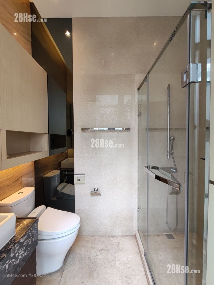 The Great Hill Sell 3 Bedrooms , 2 Bathrooms 3,197 ft²