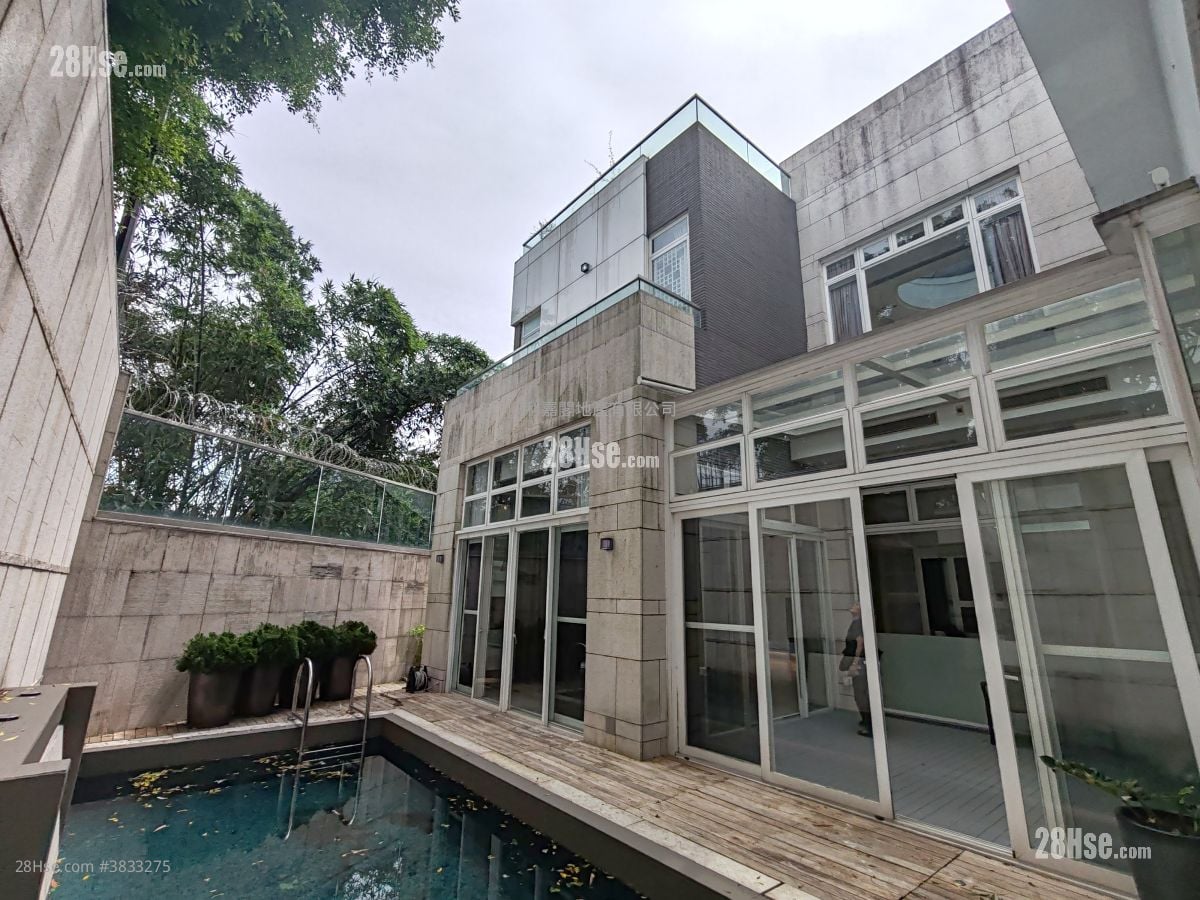The Great Hill Sell 3 Bedrooms , 2 Bathrooms 3,197 ft²