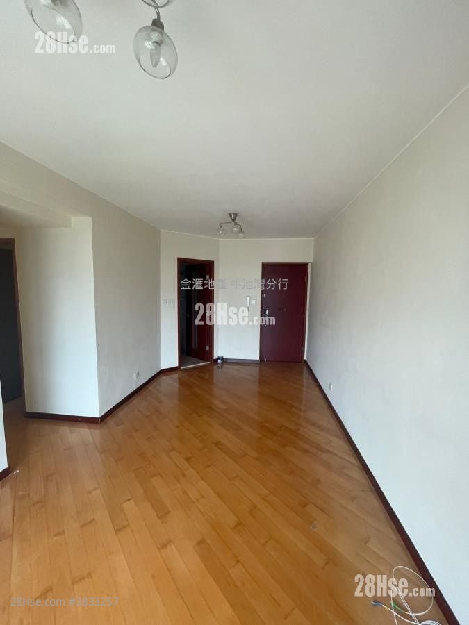 Clear Water Bay 8 Rental 4 Bedrooms , 2 Bathrooms 727 ft²