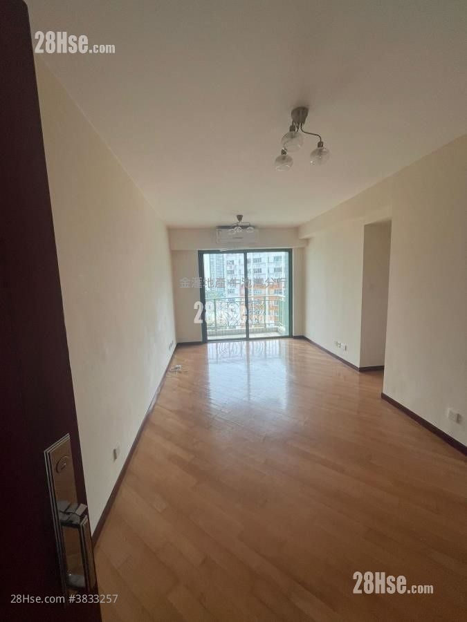 Clear Water Bay 8 Rental 4 Bedrooms , 2 Bathrooms 727 ft²