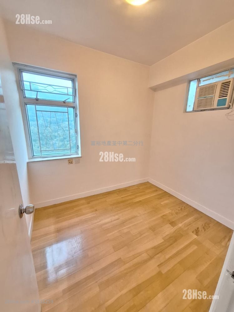 Tsuen King Garden Rental 2 Bedrooms 431 ft²