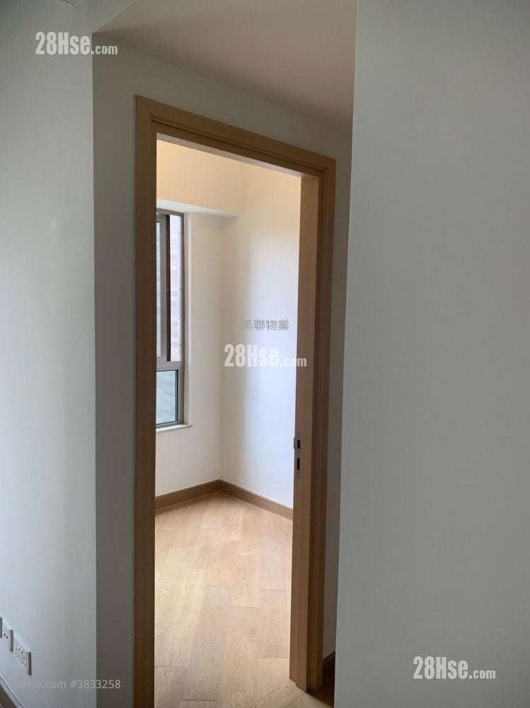 Parc City Sell 2 Bedrooms , 1 Bathroom 538 ft²