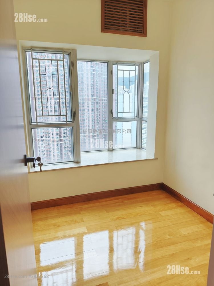 Discovery Park Sell 2 Bedrooms 493 ft²