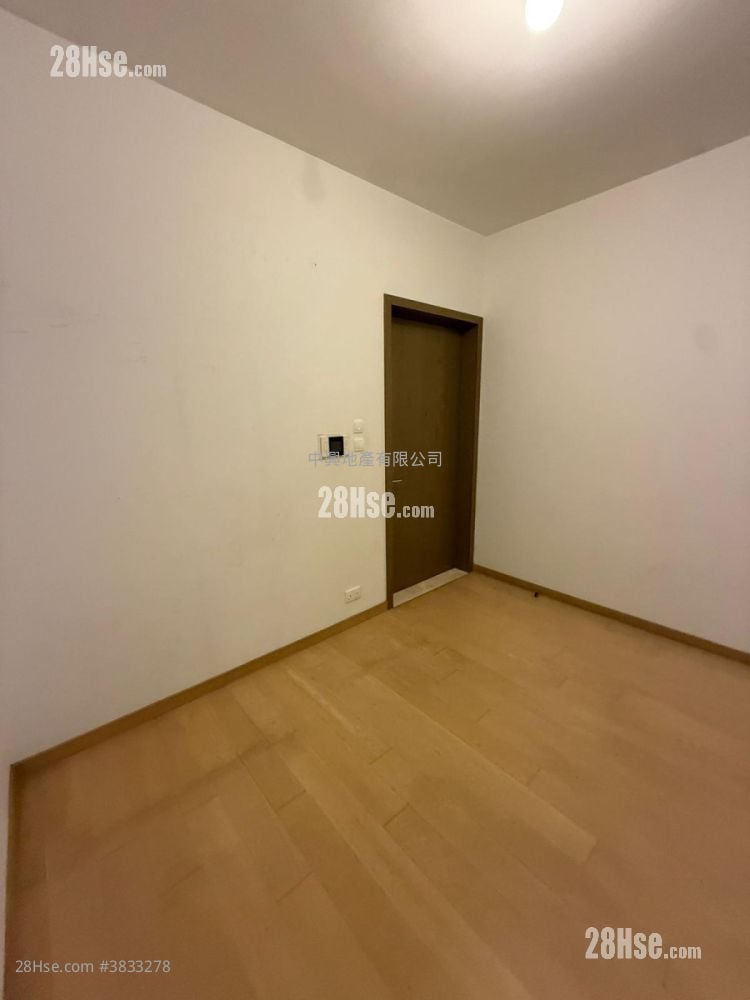 The Austin Sell Studio , 1 Bathroom 378 ft²