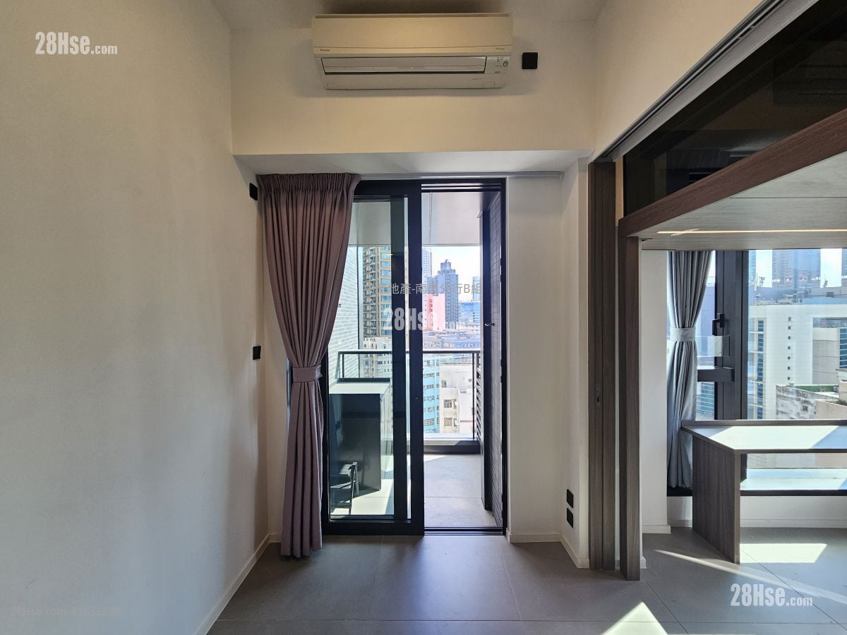 Larchwood Rental 1 Bedroom , 1 Bathroom 267 ft²