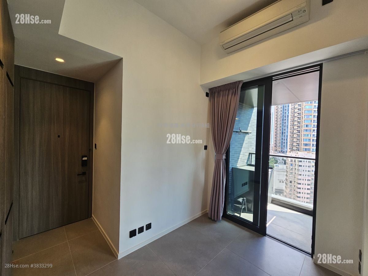 Larchwood Rental 1 Bedroom , 1 Bathroom 267 ft²