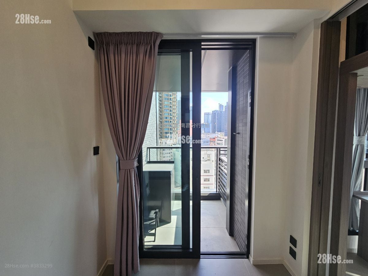 Larchwood Rental 1 Bedroom , 1 Bathroom 267 ft²