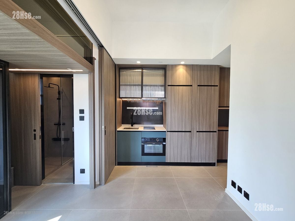Larchwood Rental 1 Bedroom , 1 Bathroom 267 ft²