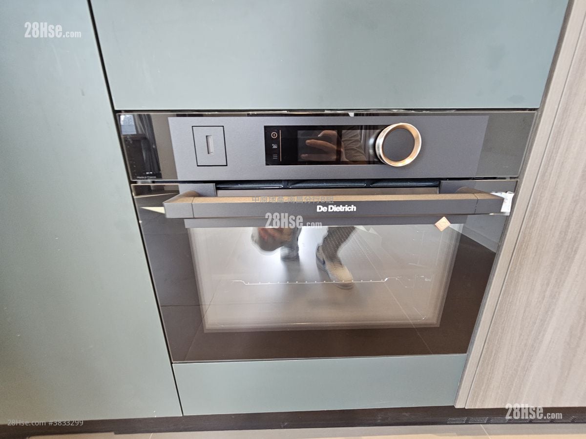 Larchwood Rental 1 Bedroom , 1 Bathroom 267 ft²