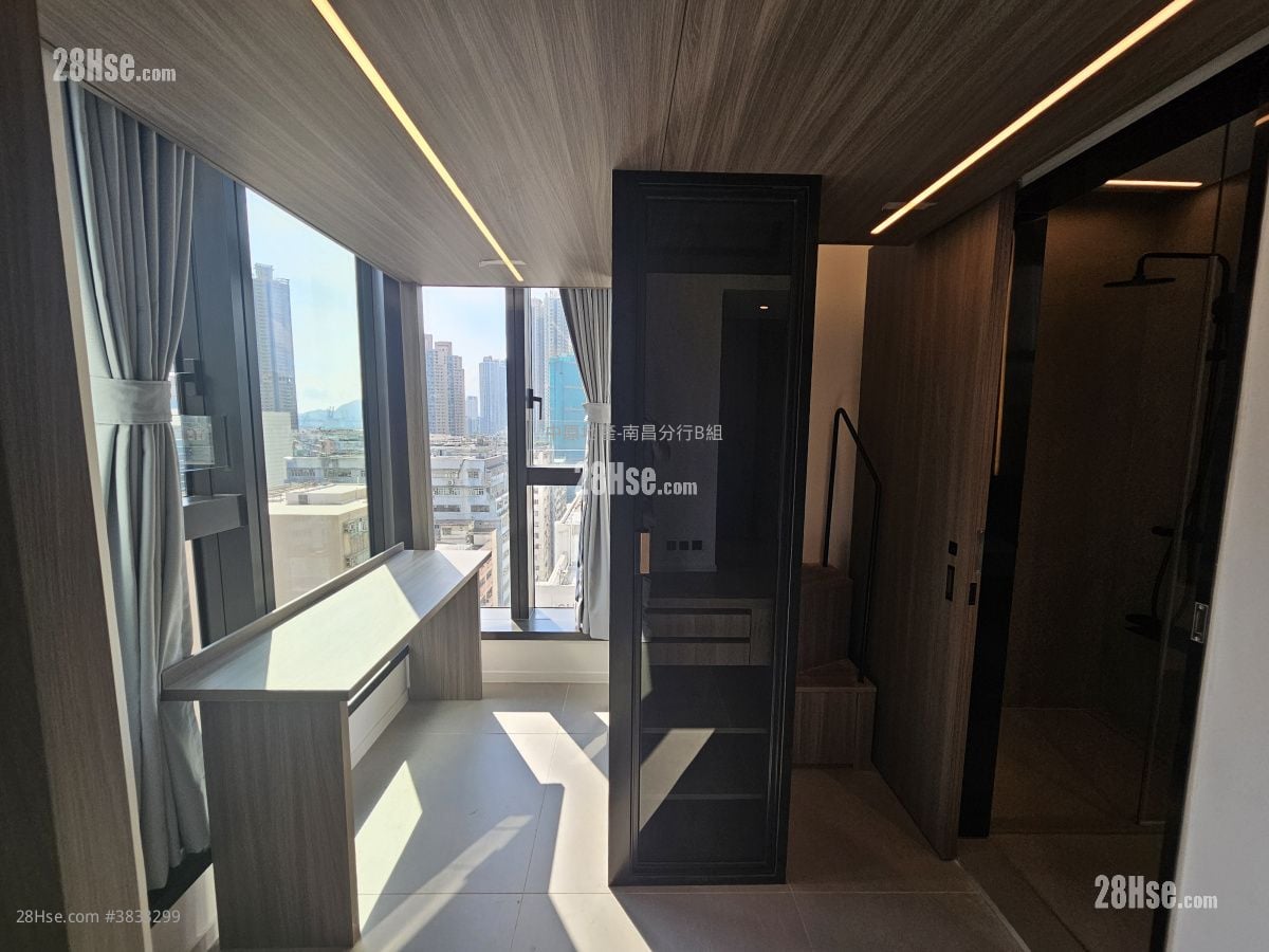 Larchwood Rental 1 Bedroom , 1 Bathroom 267 ft²